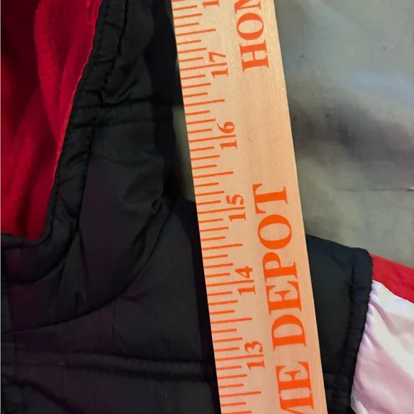 Boys black and Red Jordan Jacket in size 2T - Picture 5 of 8